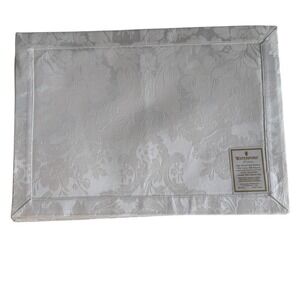 NWT Vintage Waterford Linens Set of 4 Placemats White Pearl Damask Barons Court